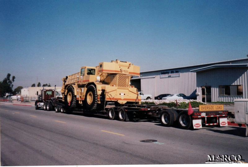 Lowbed trucking service since 1984 - Marco Transport